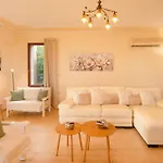 Asteri Villa *